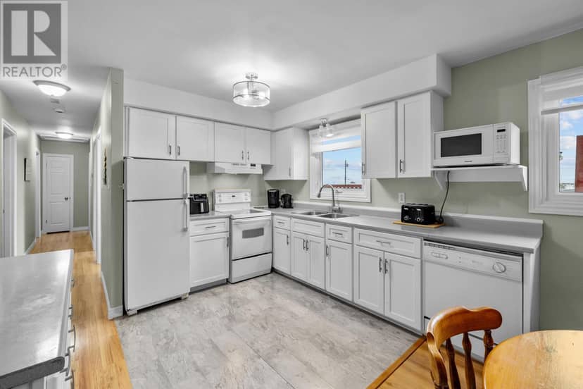 10 LONGWORTH Street, Souris, photo 2