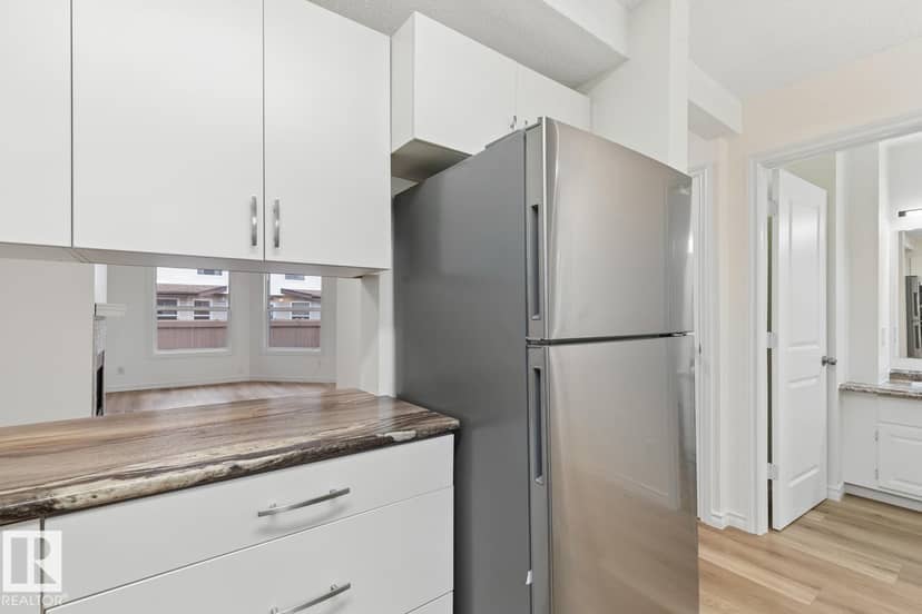 10475 24 AV NW, Edmonton, photo 5