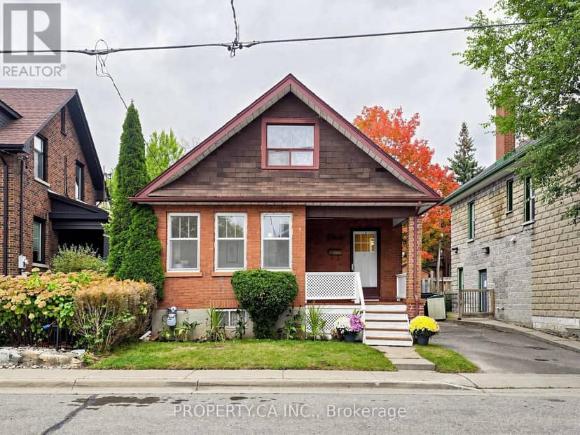 205 Dearborn Avenue, Oshawa