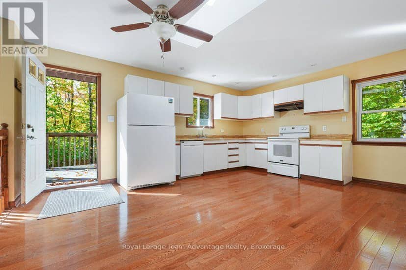 129 & 131 Bayview Drive, Carling, photo 8