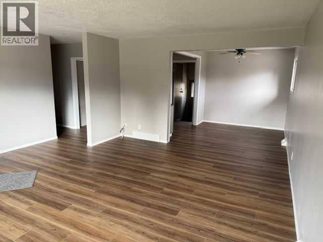 8 McLeod Drive, Whitecourt, photo 5