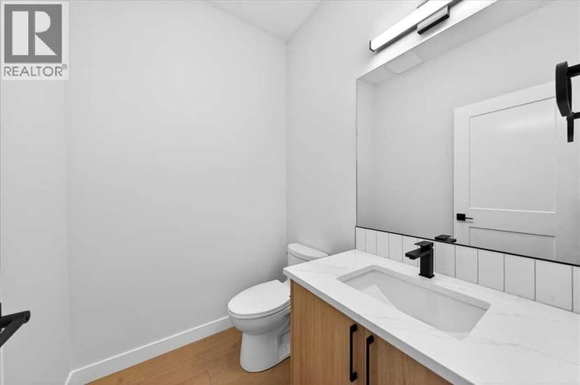 7 Lakewood Way, Strathmore, photo 5