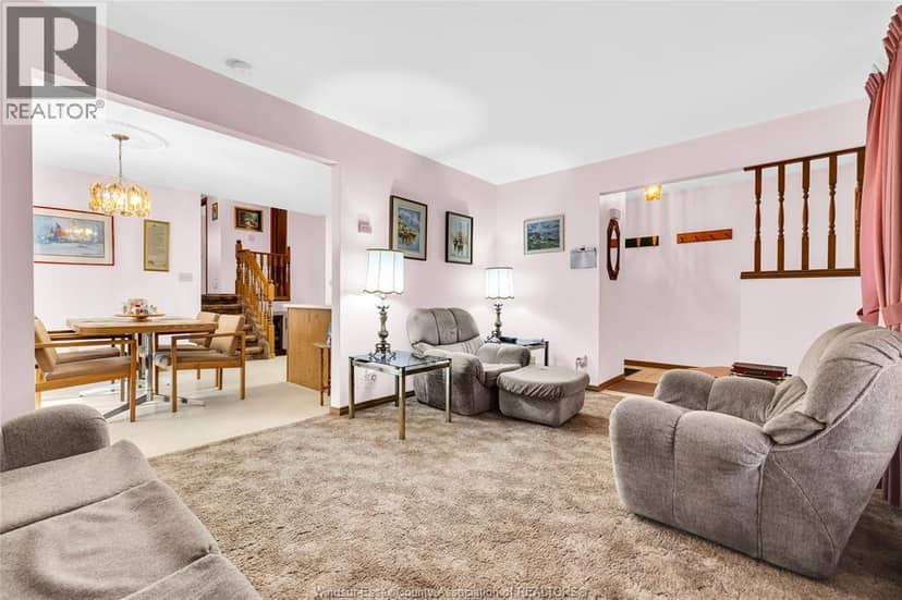 1613 Everts, Windsor, photo 8