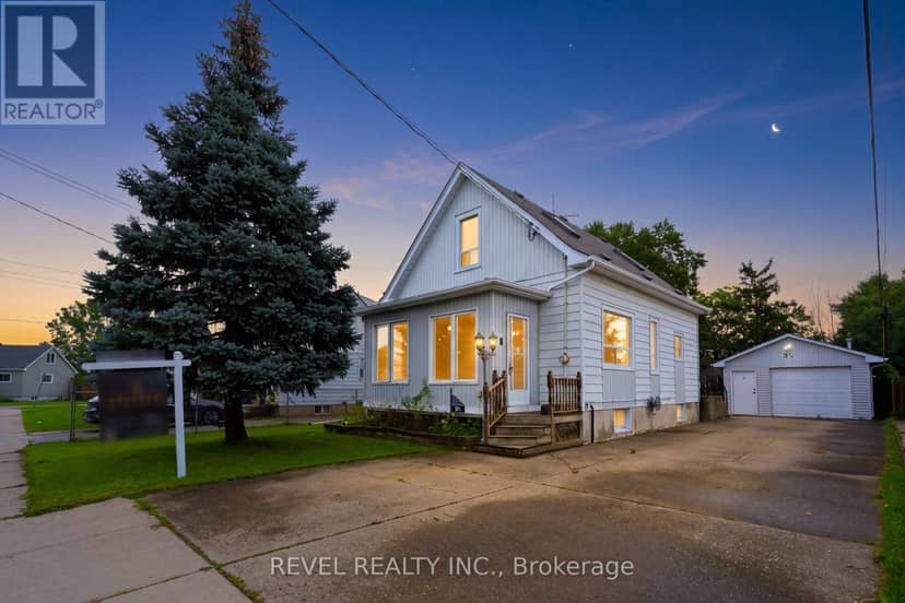 3 1/2 Dundonald Street, St. Catharines