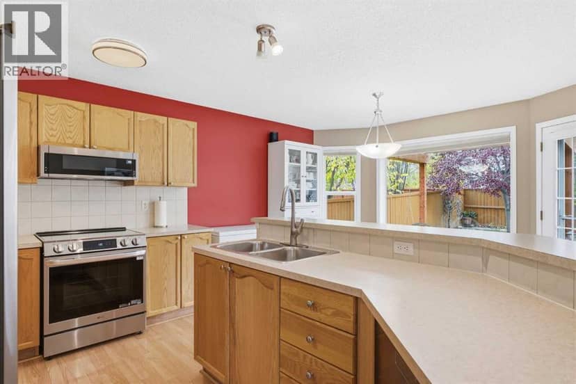 49 Bridleridge Road SW, Calgary, photo 7