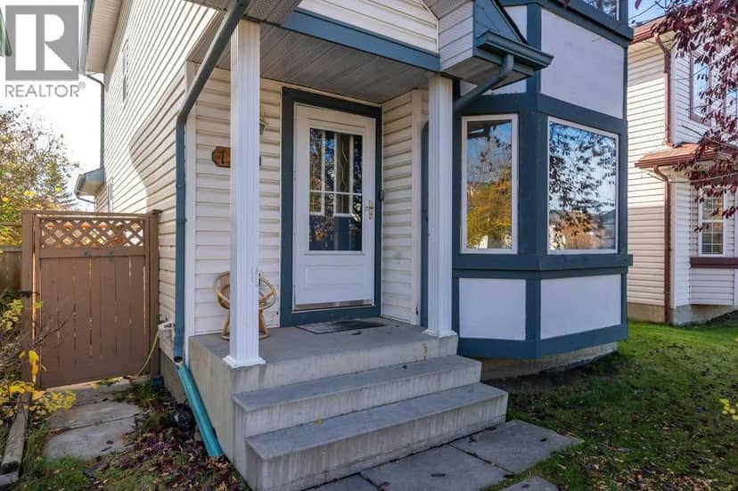 127 Erin Meadow Crescent SE, Calgary, photo 2