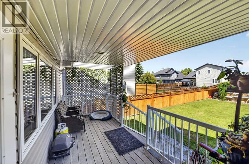 759 Stonehaven Drive, Carstairs, photo 5