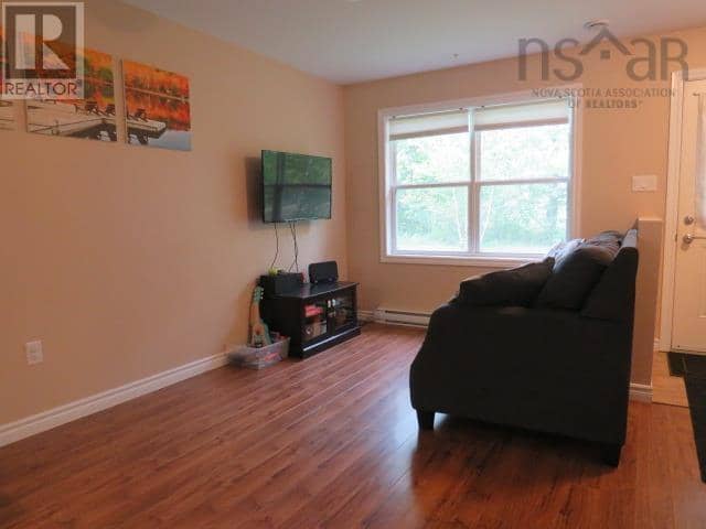 440 Woodville Road, Green Hill, photo 5