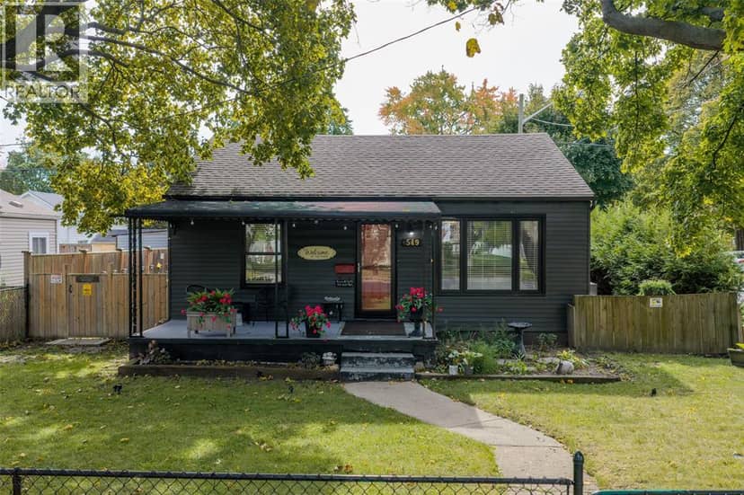 549 Cromwell Street, Sarnia