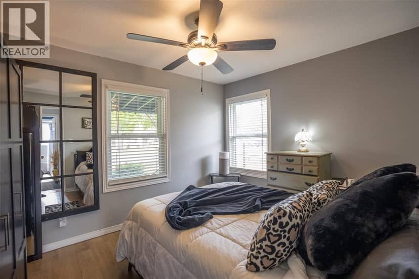 549 Cromwell Street, Sarnia, photo 8