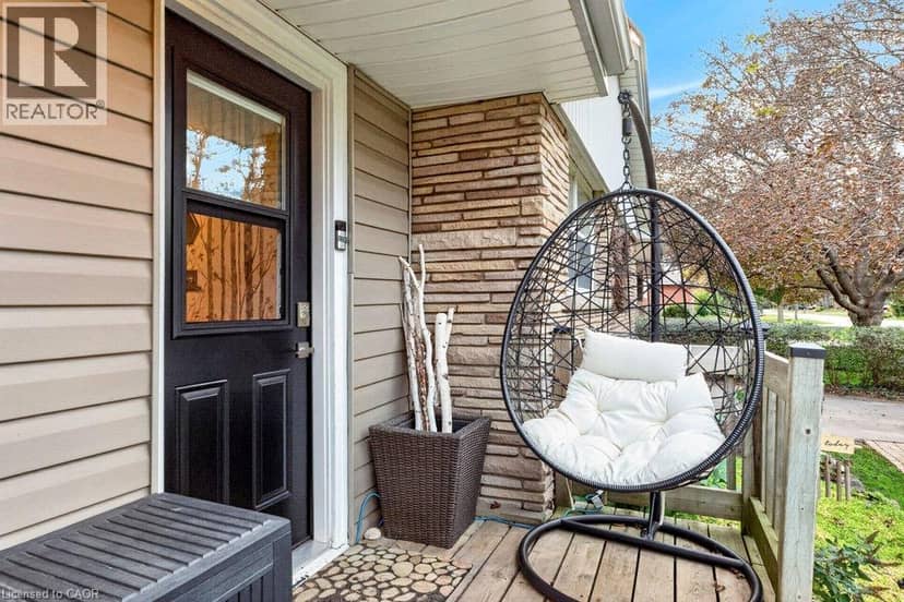 58 HATTON Drive, Ancaster, photo 4