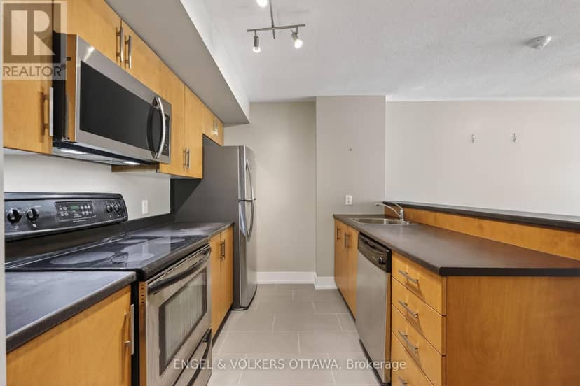 604 - 138 Somerset Street W, Ottawa, photo 6