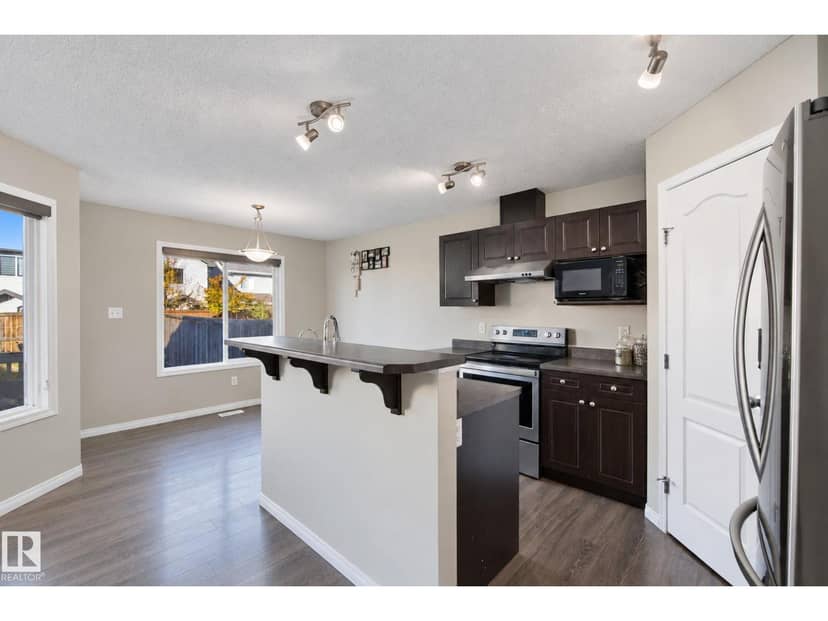 3026 16A AV NW, Edmonton, photo 5