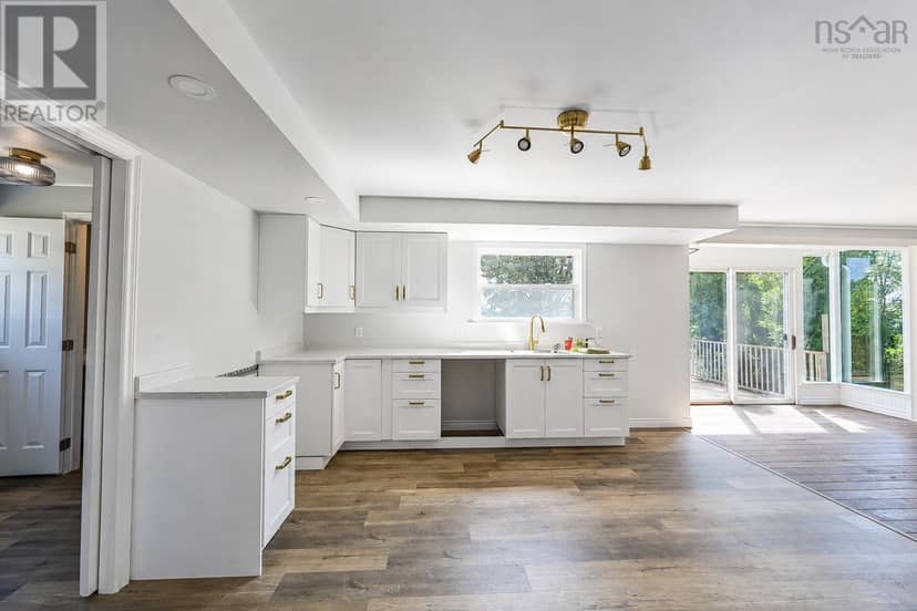 21 Brown Street, Sydney Mines, photo 7