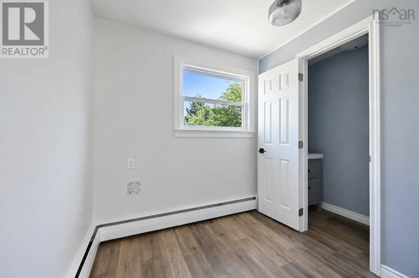 21 Brown Street, Sydney Mines, photo 8