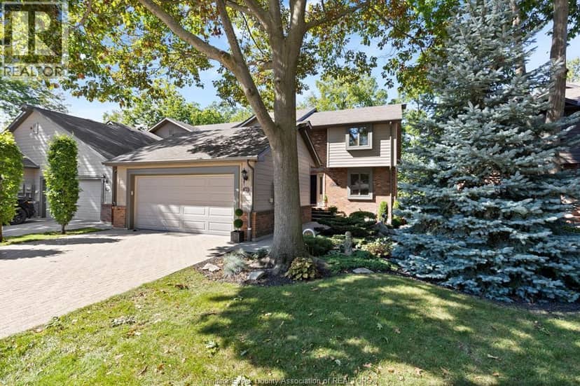 21 Fairway Crescent, Amherstburg