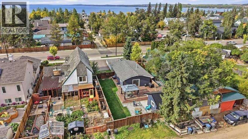 3513 50 Avenue, Sylvan Lake, photo 8