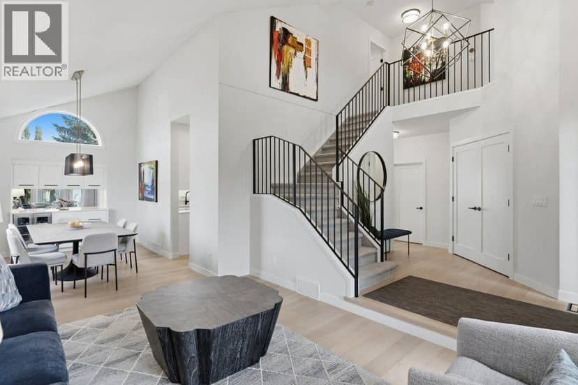 119 Woodpark Circle SW, Calgary, photo 2