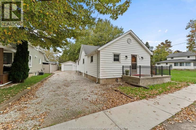 248 Meunier Street, Belle River, photo 3