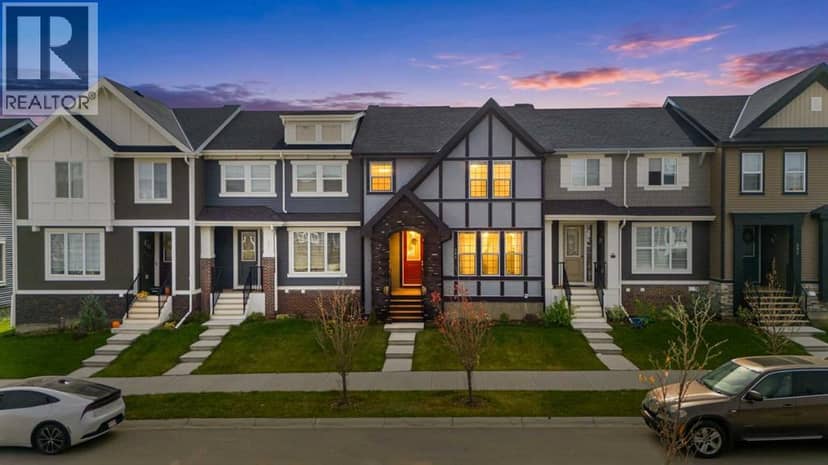 245 Waterford Boulevard, Chestermere, photo 2