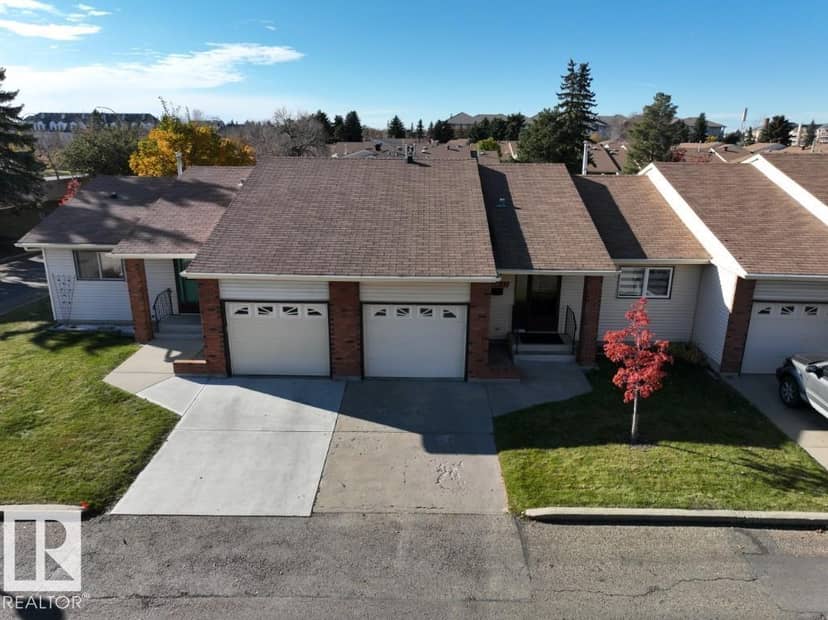 10672 153 AV NW, Edmonton