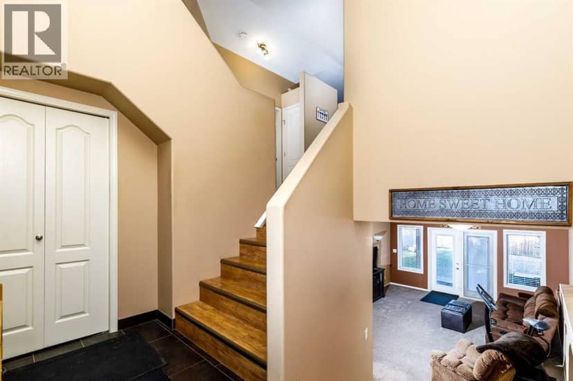 8 Innes Close, Red Deer, photo 5