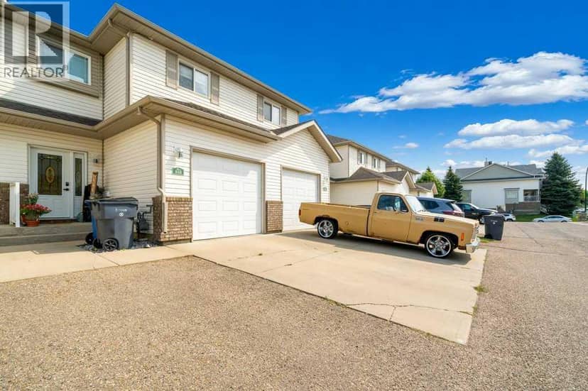 316 Washington Way SE, Medicine Hat, photo 2