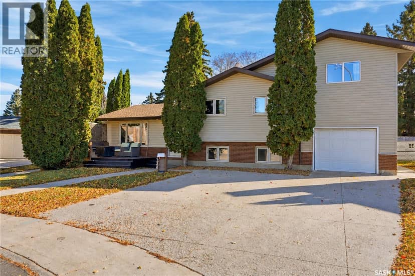 538 Highlands TERRACE, Saskatoon, photo 2