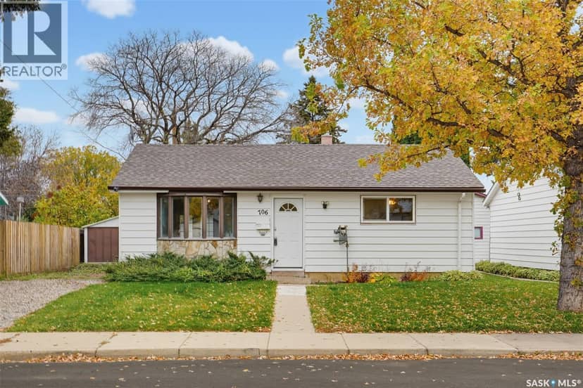 706 S Avenue N, Saskatoon