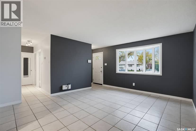706 S Avenue N, Saskatoon, photo 5
