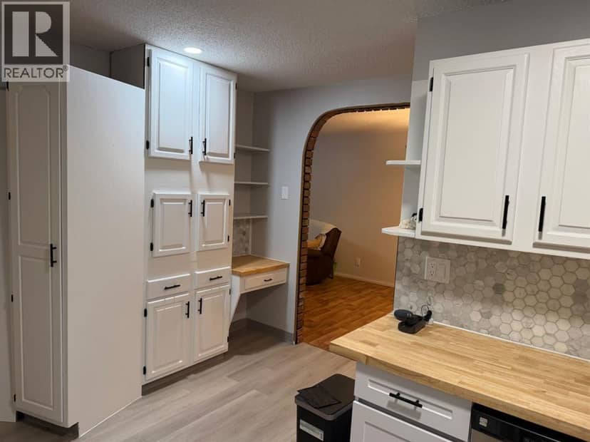 97 Greenview Close N, Lethbridge, photo 8