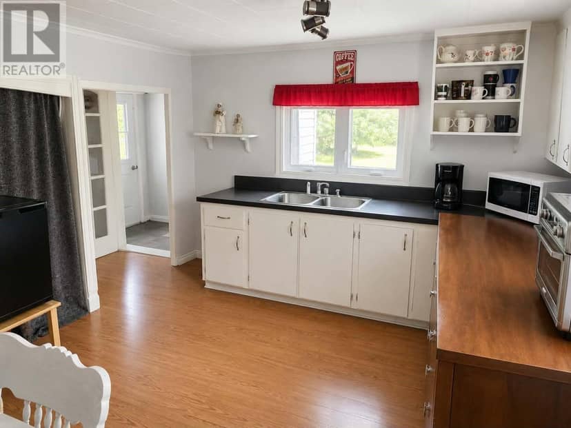 82 Long Run Road, Tors Cove, photo 4
