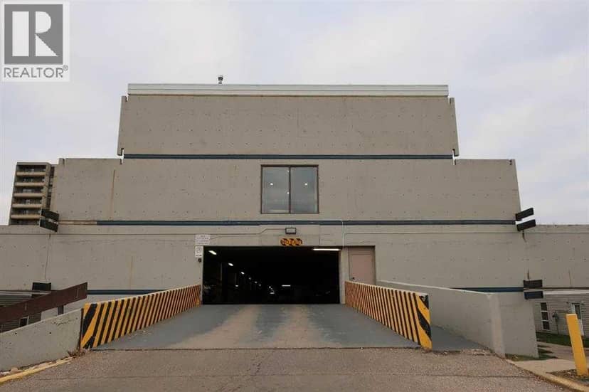 1600, 21 MacDonald Drive, Fort McMurray, photo 2