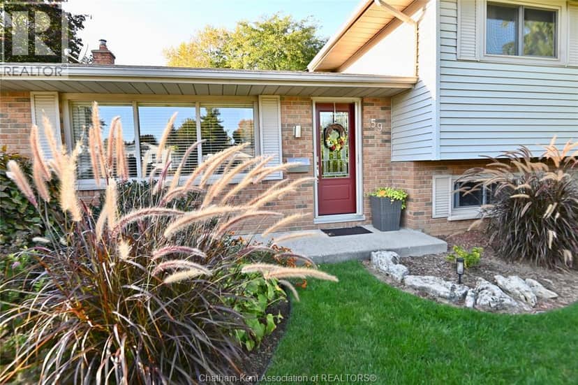 59 Oak STREET, Ridgetown, photo 2