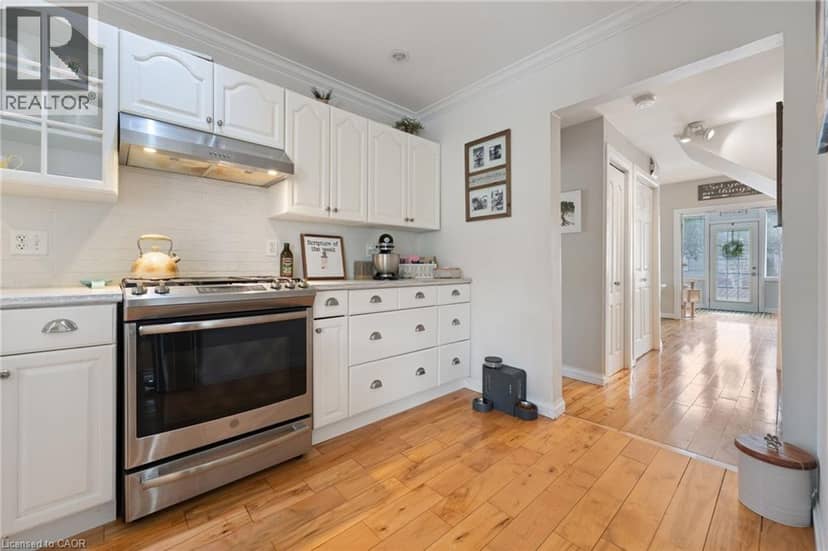 61 BROWN Street, Port Dover, photo 6