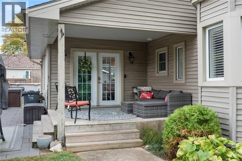 61 BROWN Street, Port Dover, photo 3