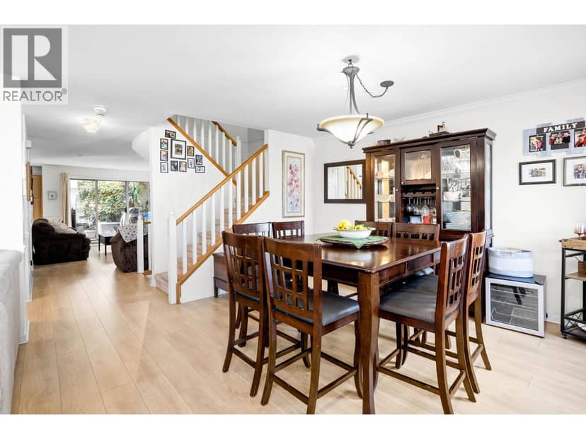 64 323 Governors Court, New Westminster, photo 5