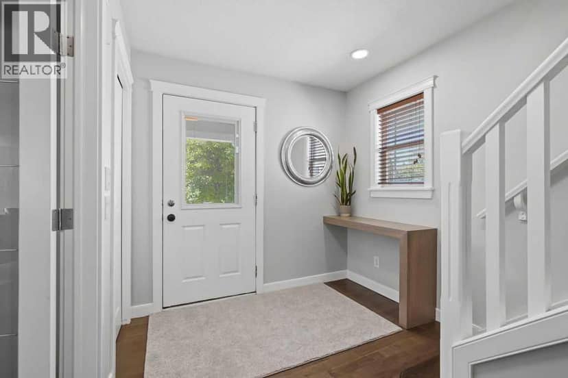 87 Couture Crescent SW, Calgary, photo 3