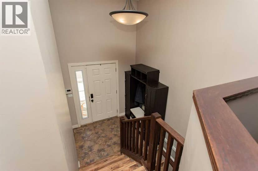 171 Long Close, Red Deer, photo 2