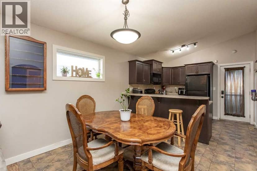 171 Long Close, Red Deer, photo 5