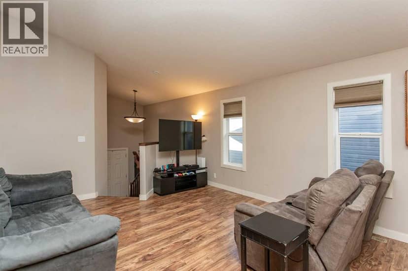 171 Long Close, Red Deer, photo 3