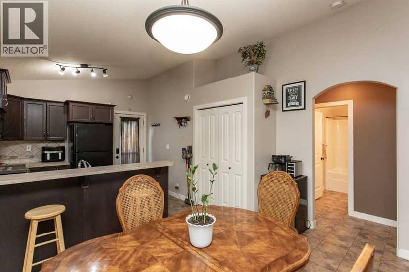 171 Long Close, Red Deer, photo 8