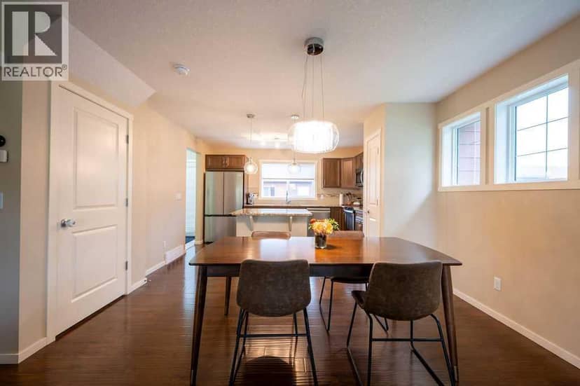 25 Marine Drive SE, Calgary, photo 8