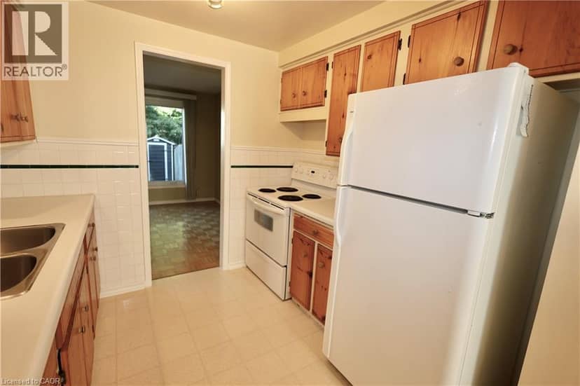 91 AVONWOOD Drive Unit# 34, Stratford, photo 3