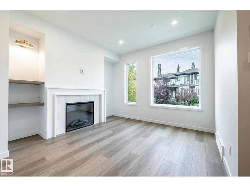 7439 May Common NW NW, Edmonton, photo 4