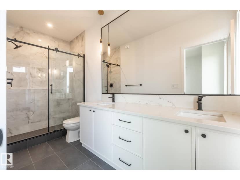7439 May Common NW NW, Edmonton, photo 5
