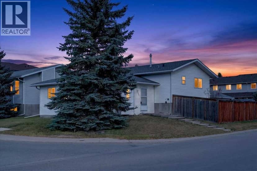 616 18 Street SE, High River