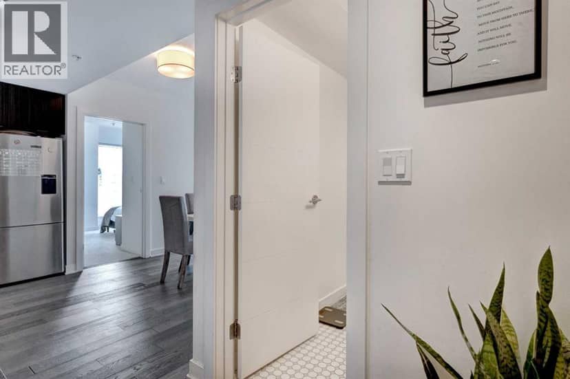 2108, 930 6 Avenue SW, Calgary, photo 5
