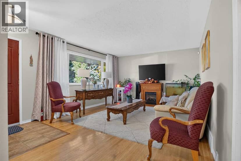 4539 26 Avenue SW, Calgary, photo 6