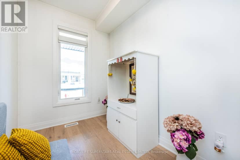1248 Ferguson Drive, Milton, photo 4